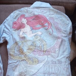 Light Blue Shirt with Collared Neckline and Printed Design Of Disney's Ariel